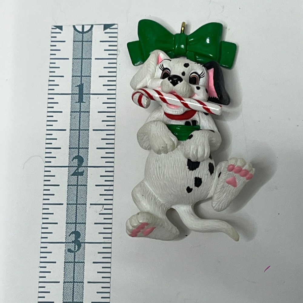 Disney Hallmark Keepsake 101 Dalmatians Christmas Ornament‎ Puppy Green Bow - Picture 3 of 3
